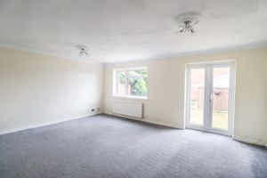 Living Room- click for photo gallery